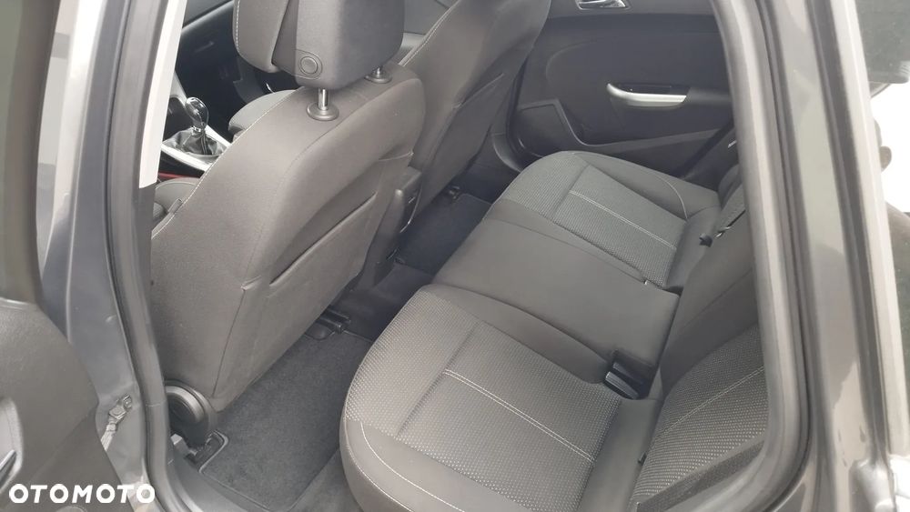 Opel Astra 1.4 Turbo Cosmo - 12