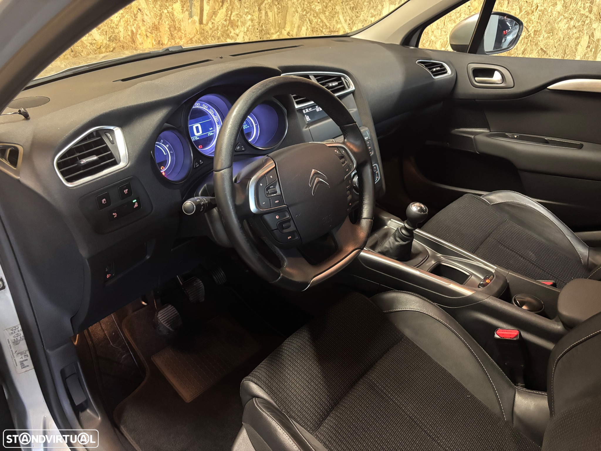 Citroën C4 1.6 e-HDi Exclusive - 7