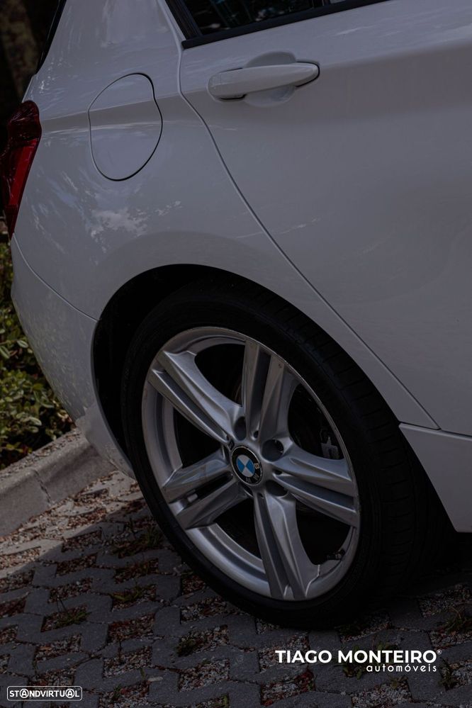 BMW 116 d Pack M - 38