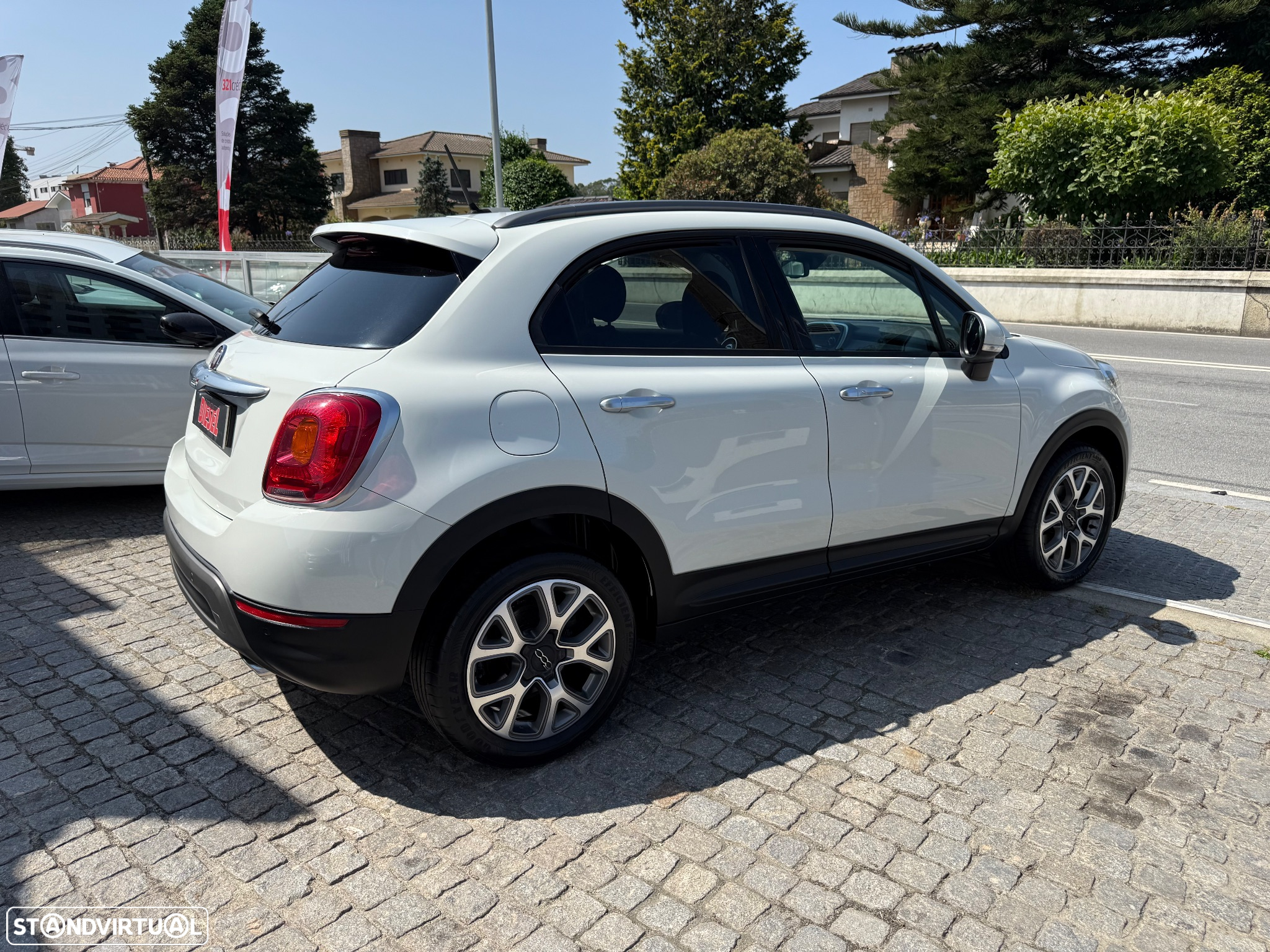 Fiat 500X 1.6 MJ City Cross S&S - 13
