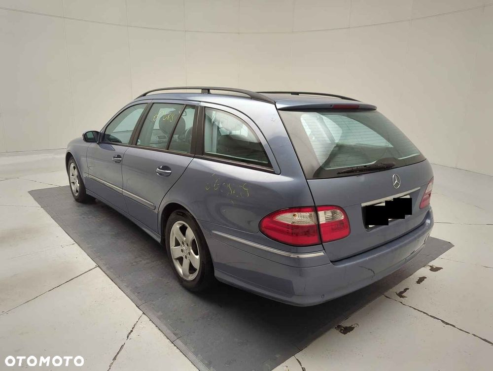 Mercedes-Benz Klasa E 320 CDI 7G-TRONIC Avantgarde - 4