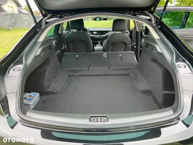 Opel Insignia - 12