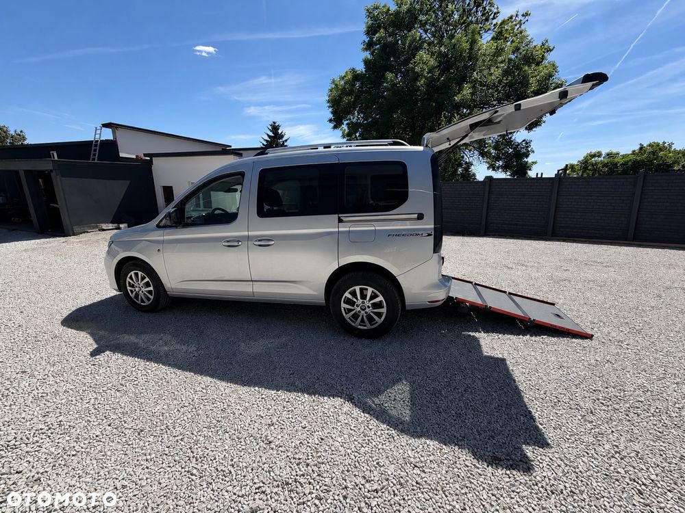 Ford Tourneo Connect 2.0 EcoBlue Allrad TREND - 1