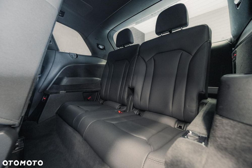 Audi Q7 50 TDI mHEV Quattro S Line Tiptr - 15