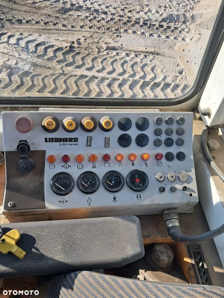 Liebherr PR 732 BL - 3