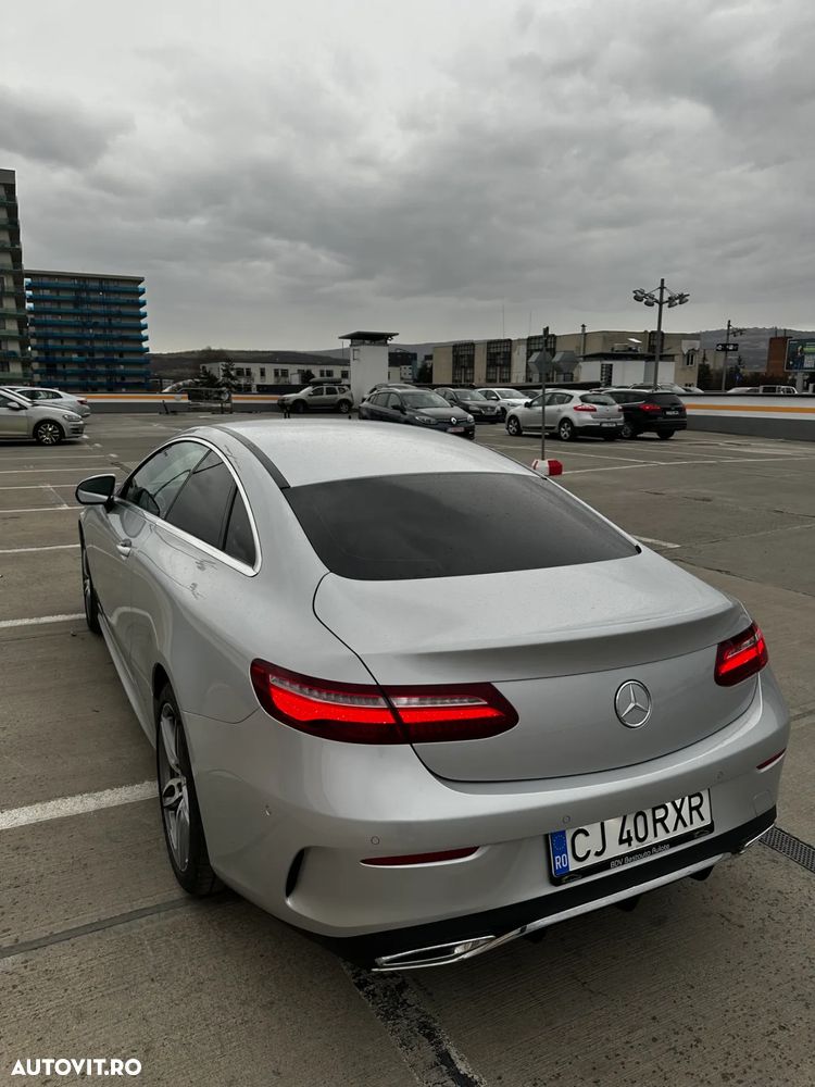 Mercedes-Benz E 220 d 4Matic Coupe 9G-TRONIC AMG Line - 10