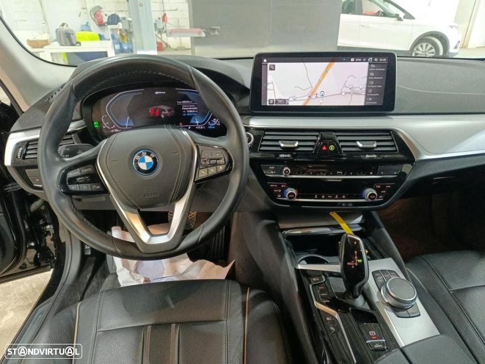BMW 520 e — fotografia 7
