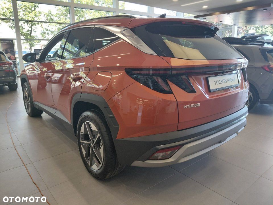 Hyundai Tucson - 2