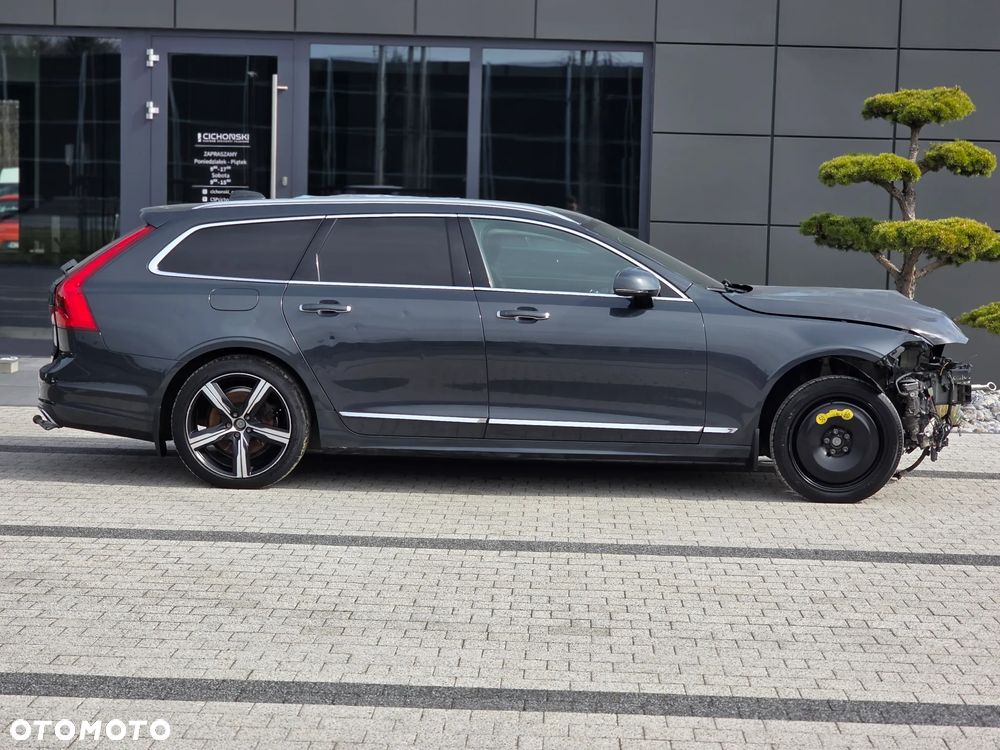 Volvo V90 D5 AWD Inscription - 4