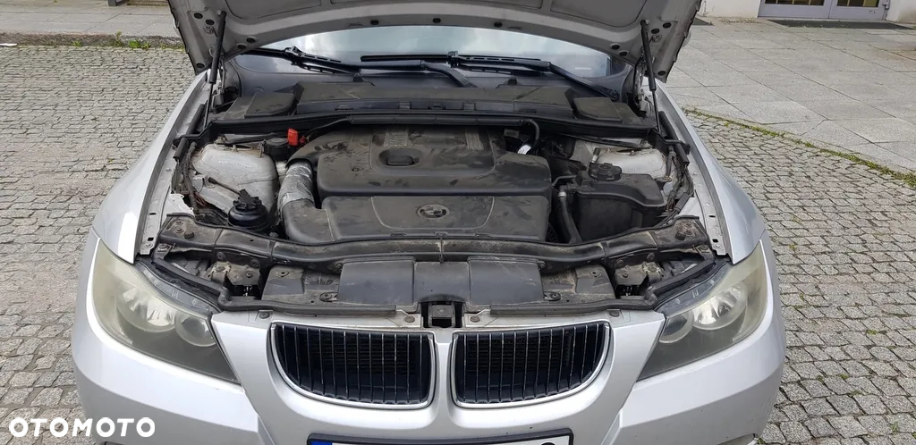 BMW Seria 3 318d - 18