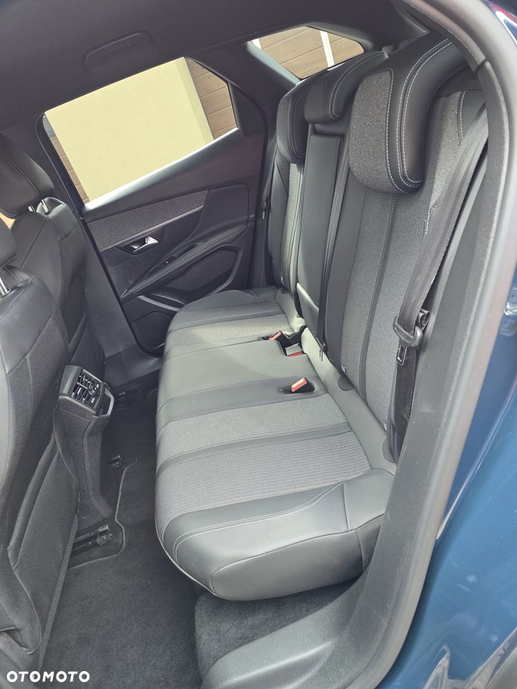 Peugeot 3008 1.5 BlueHDi Active Pack S&S EAT8 - 37