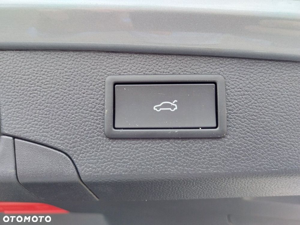 Volkswagen Passat - 9