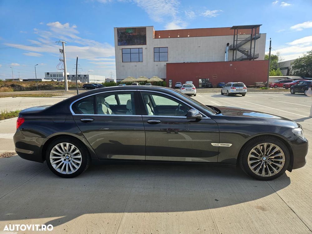 BMW Seria 7 740d xDrive Aut. - 4