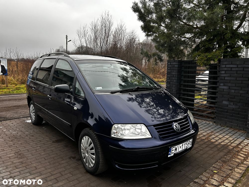 Volkswagen Sharan 1.8T Highline - 1