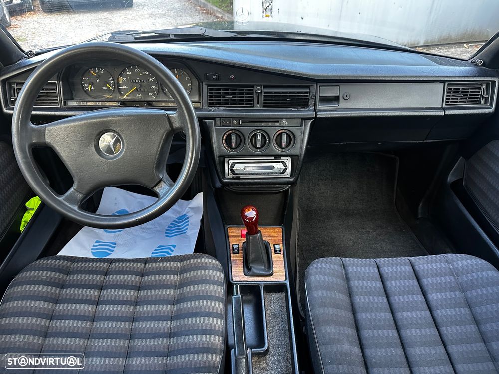 Mercedes-Benz W201 (1982-1993) 190 D 2.0 - 20