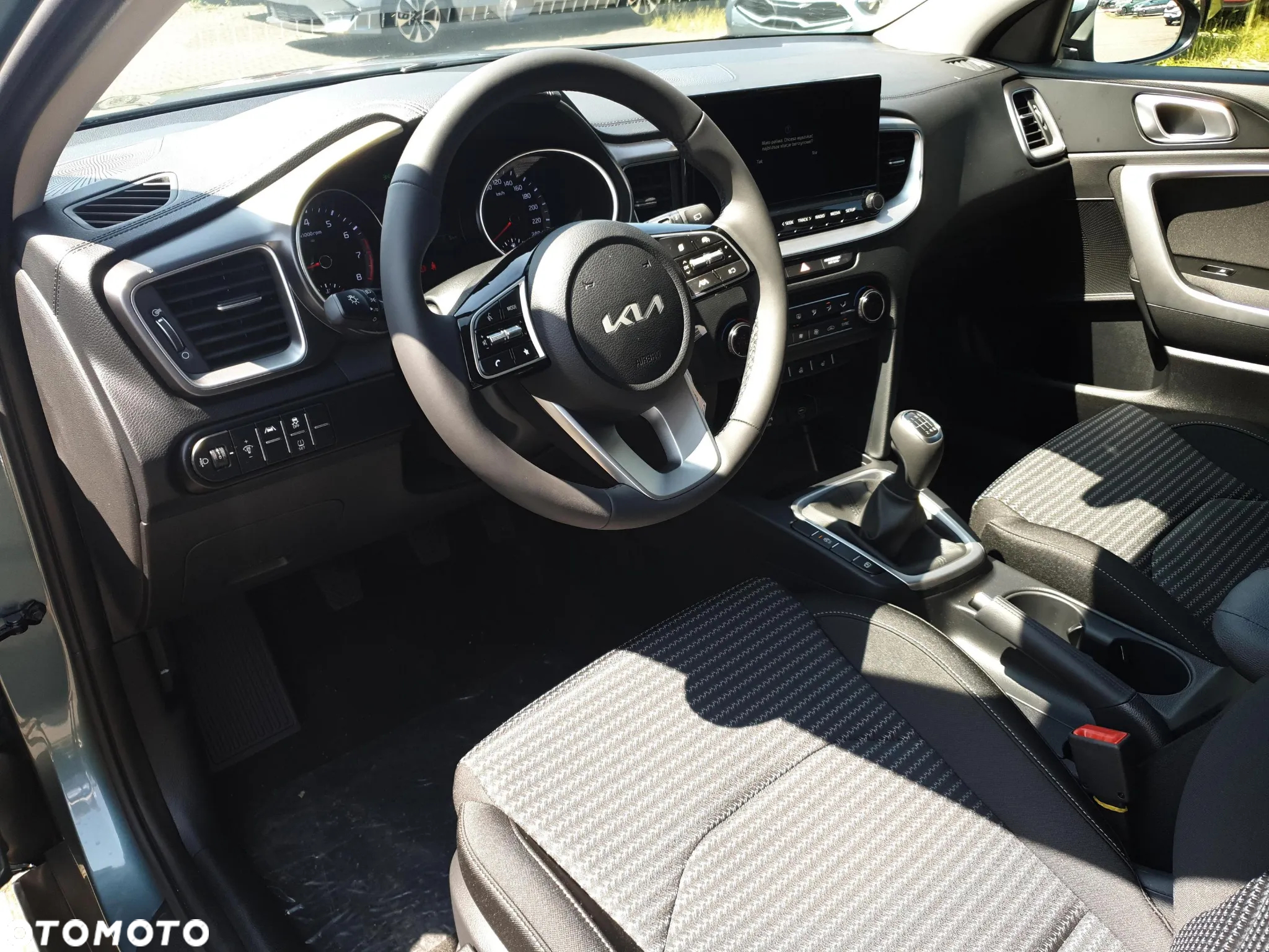 Kia XCeed 1.5 T-GDI M - 9