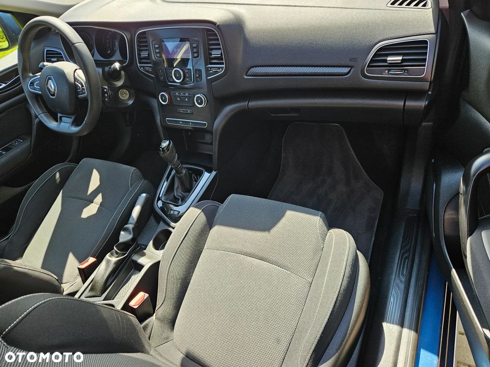 Renault Megane ENERGY TCe 100 EXPERIENCE - 25