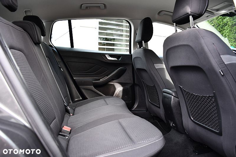Ford Focus 1.5 EcoBlue Start-Stopp-System TITANIUM DESIGN - 22