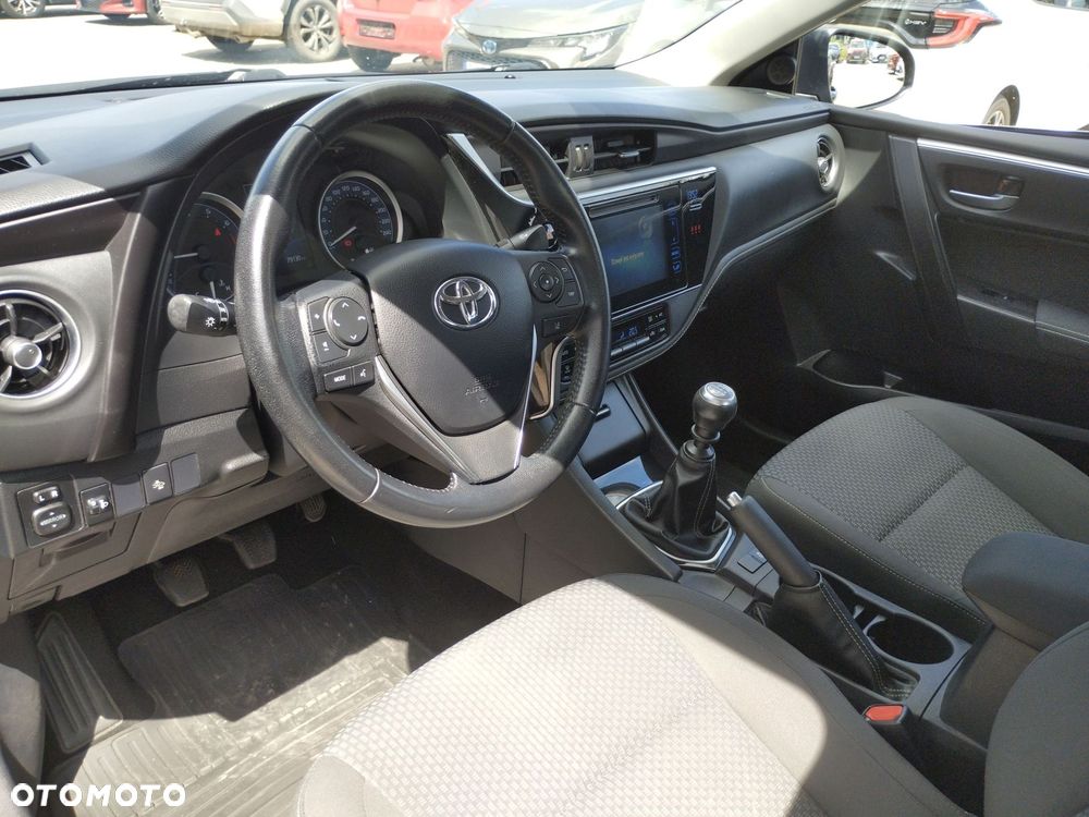 Toyota Corolla 1.6 Comfort - 15