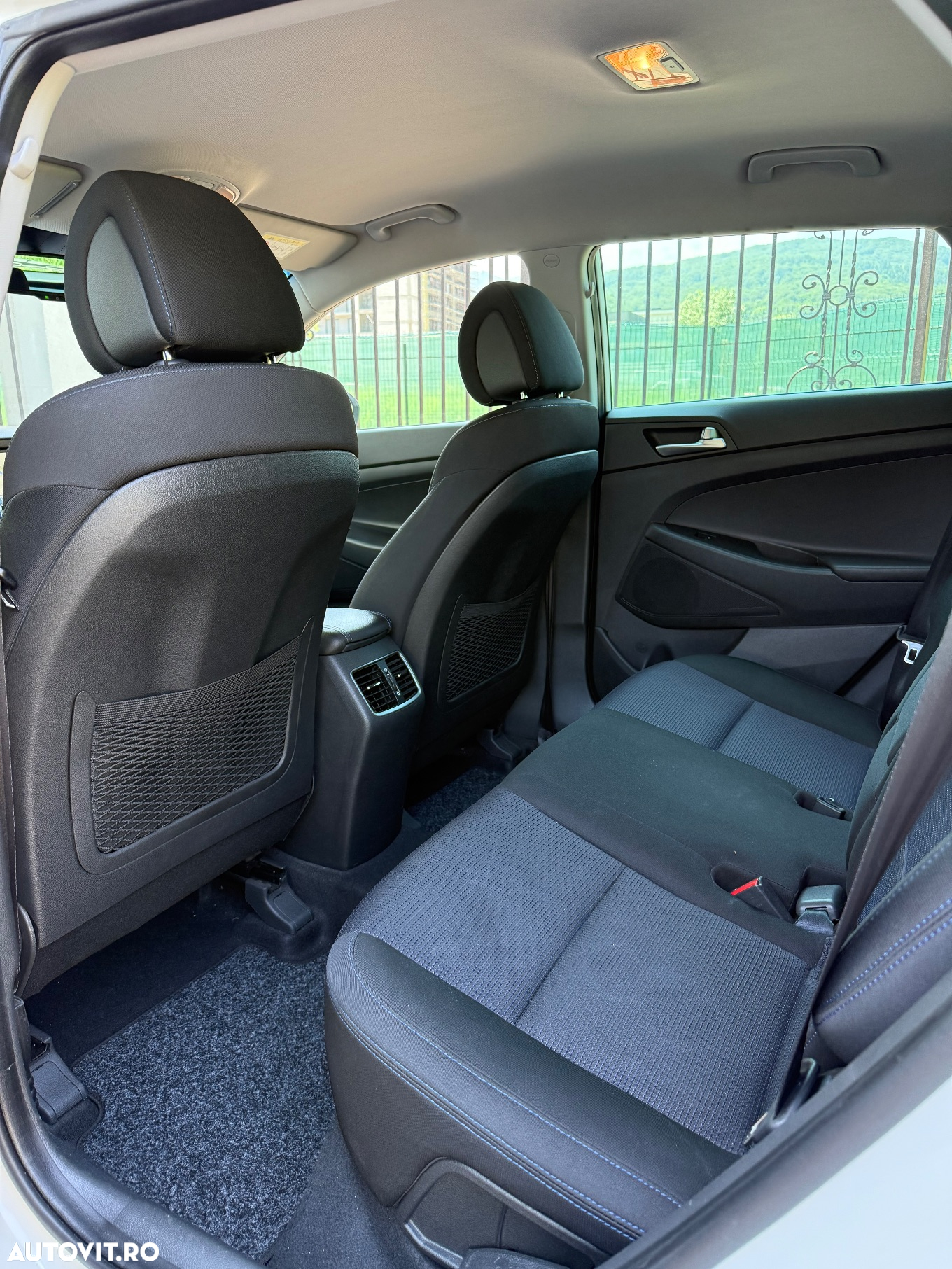 Hyundai Tucson blue 1.7 CRDi 2WD Style - 27