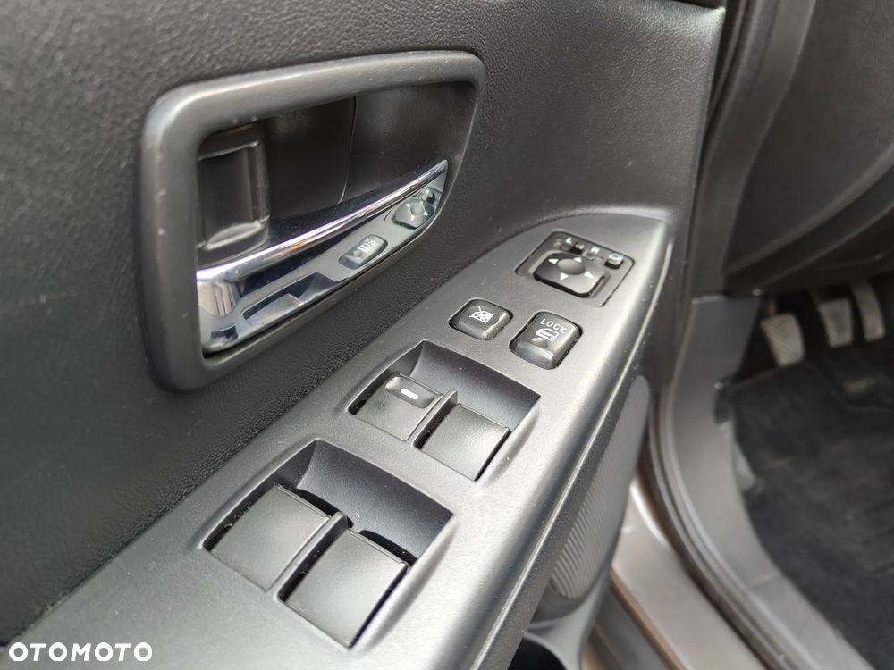 Mitsubishi ASX - 13