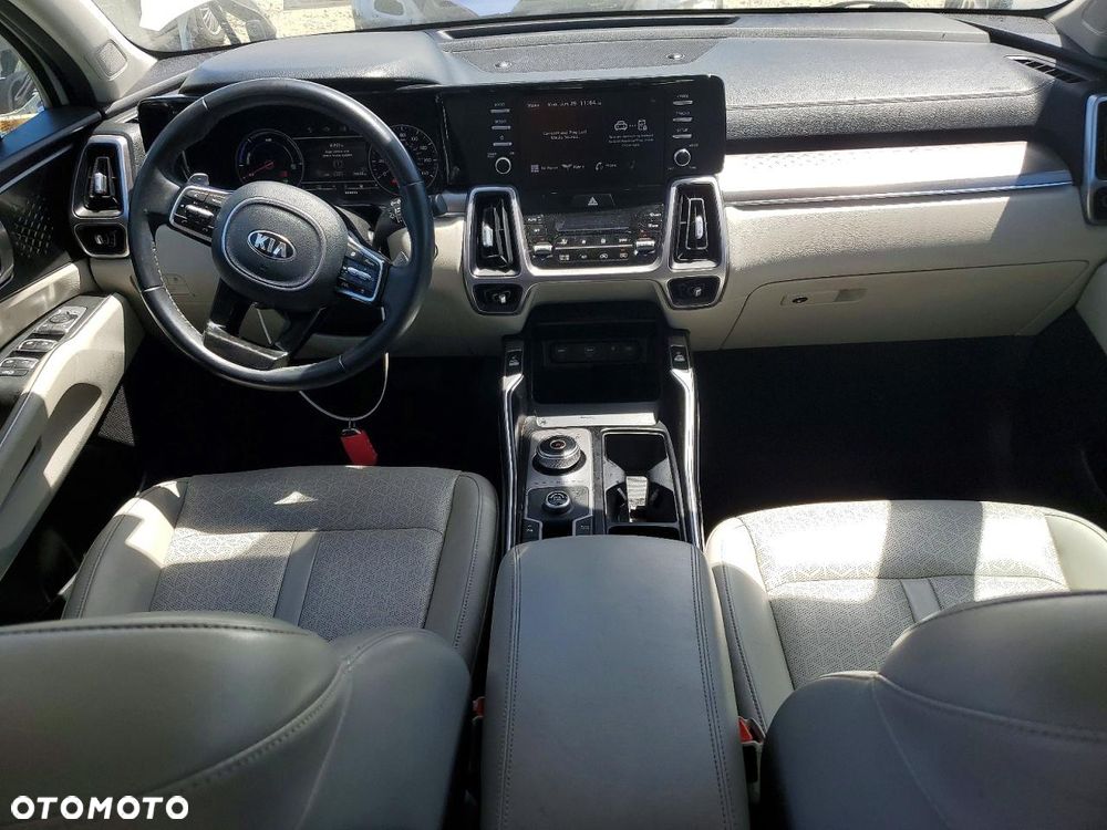 Kia Sorento - 7