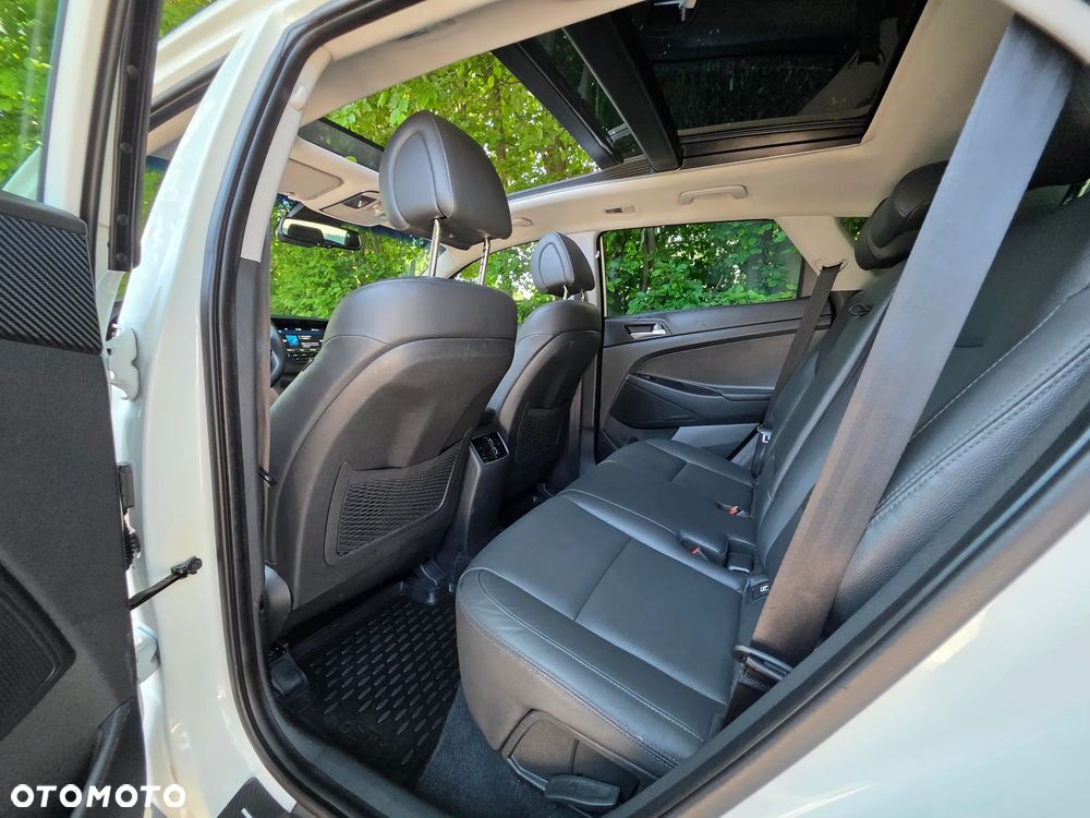 Hyundai Tucson 2.0 CRDI Premium 4WD - 10