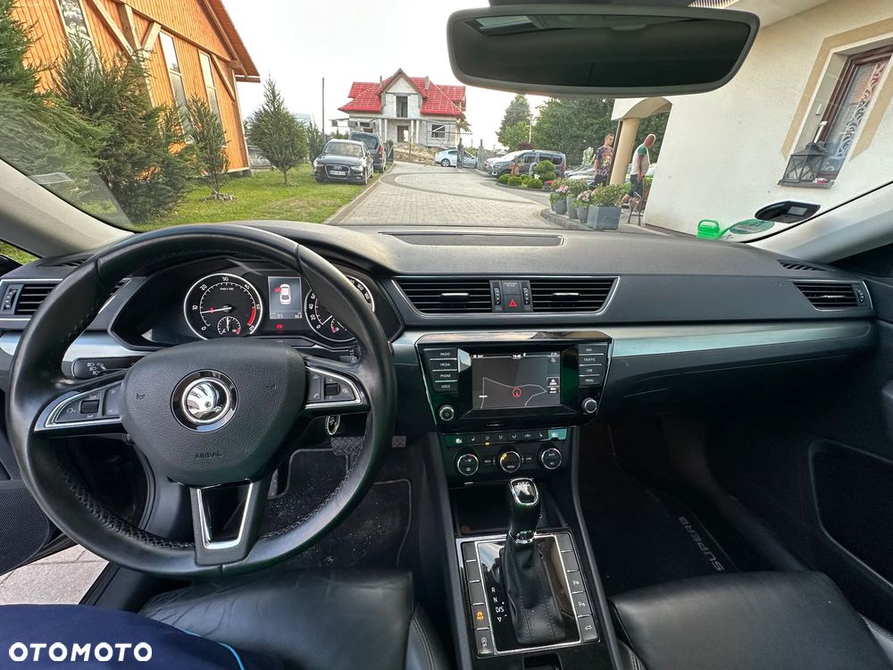 Skoda Superb 2.0 TDI DSG Ambition - 12