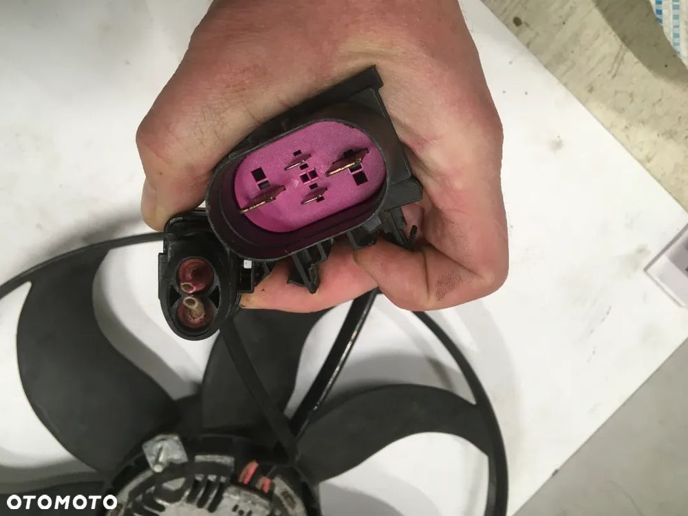 Wentylator CHŁODNICY VW Touran PASSAT B6 GOLF V 04- - 2