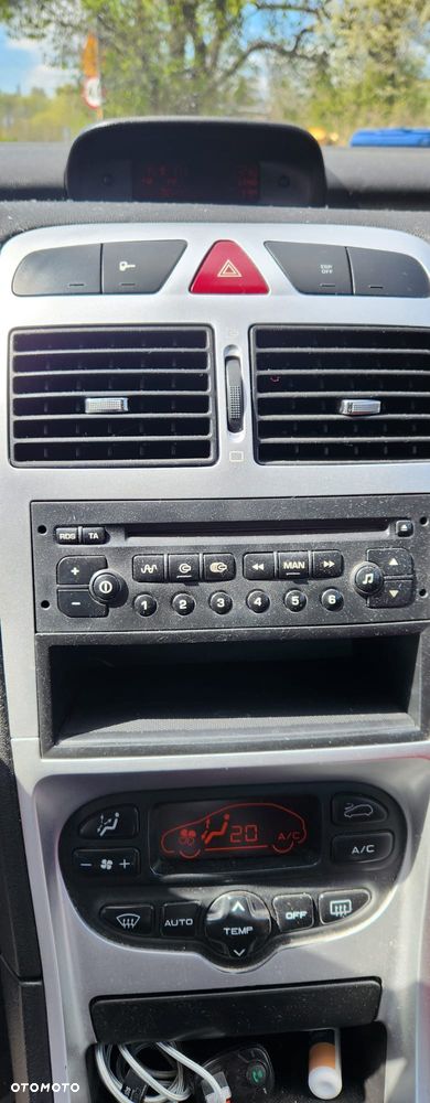 Peugeot 307 CC 135 - 7