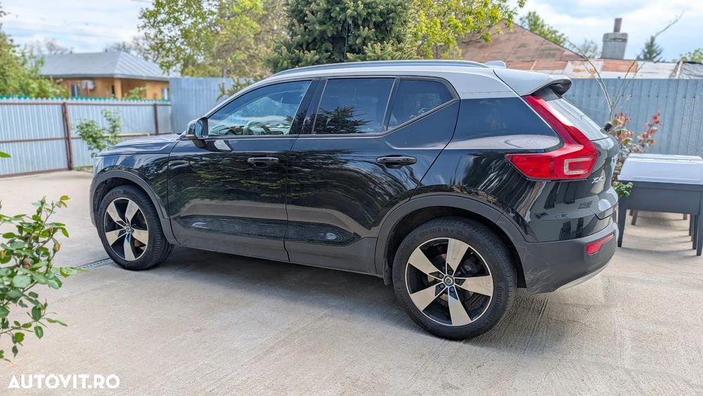 Volvo XC 40 D4 AWD Geartronic - 4