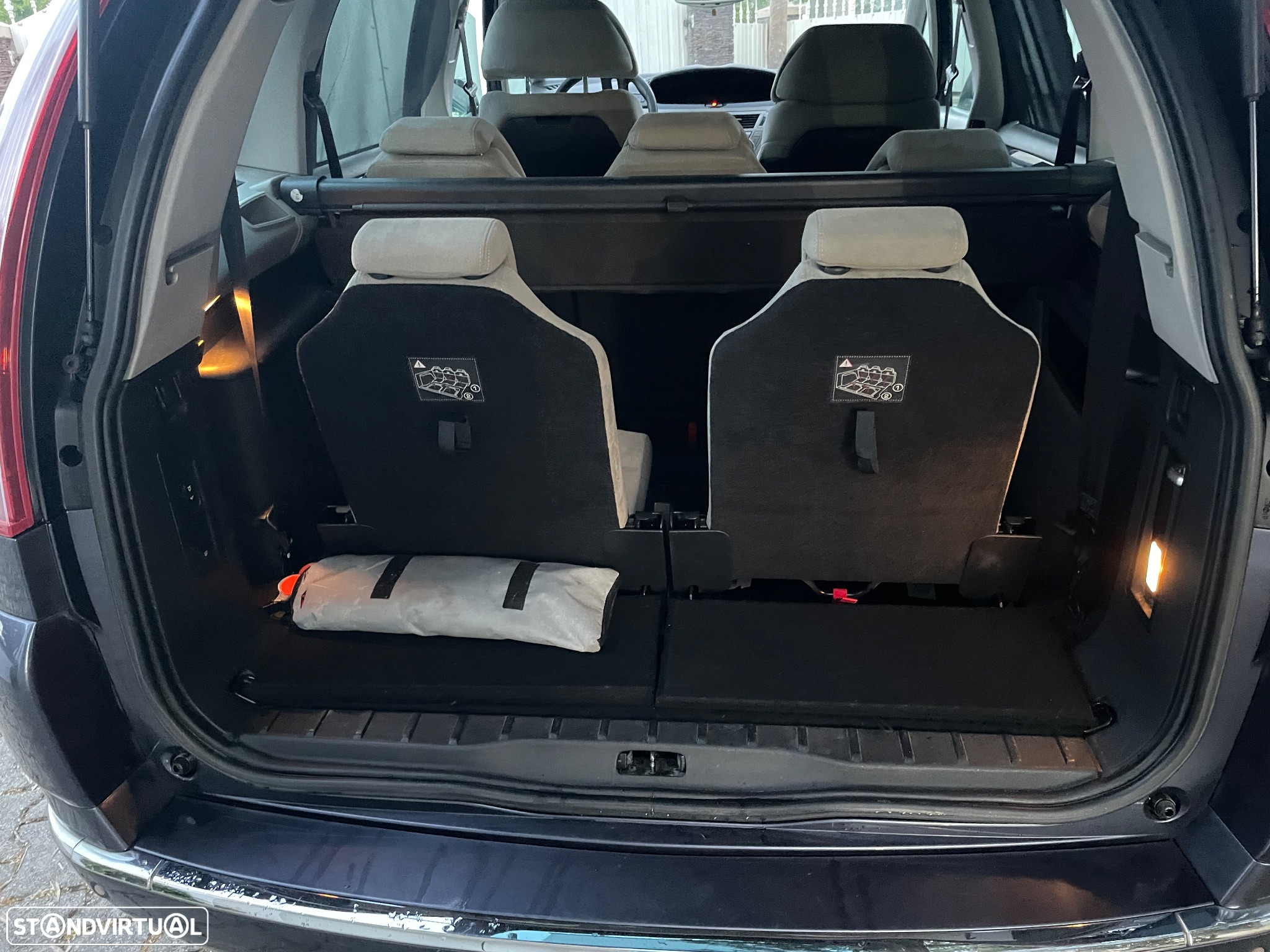Citroën C4 Grand Picasso - 16