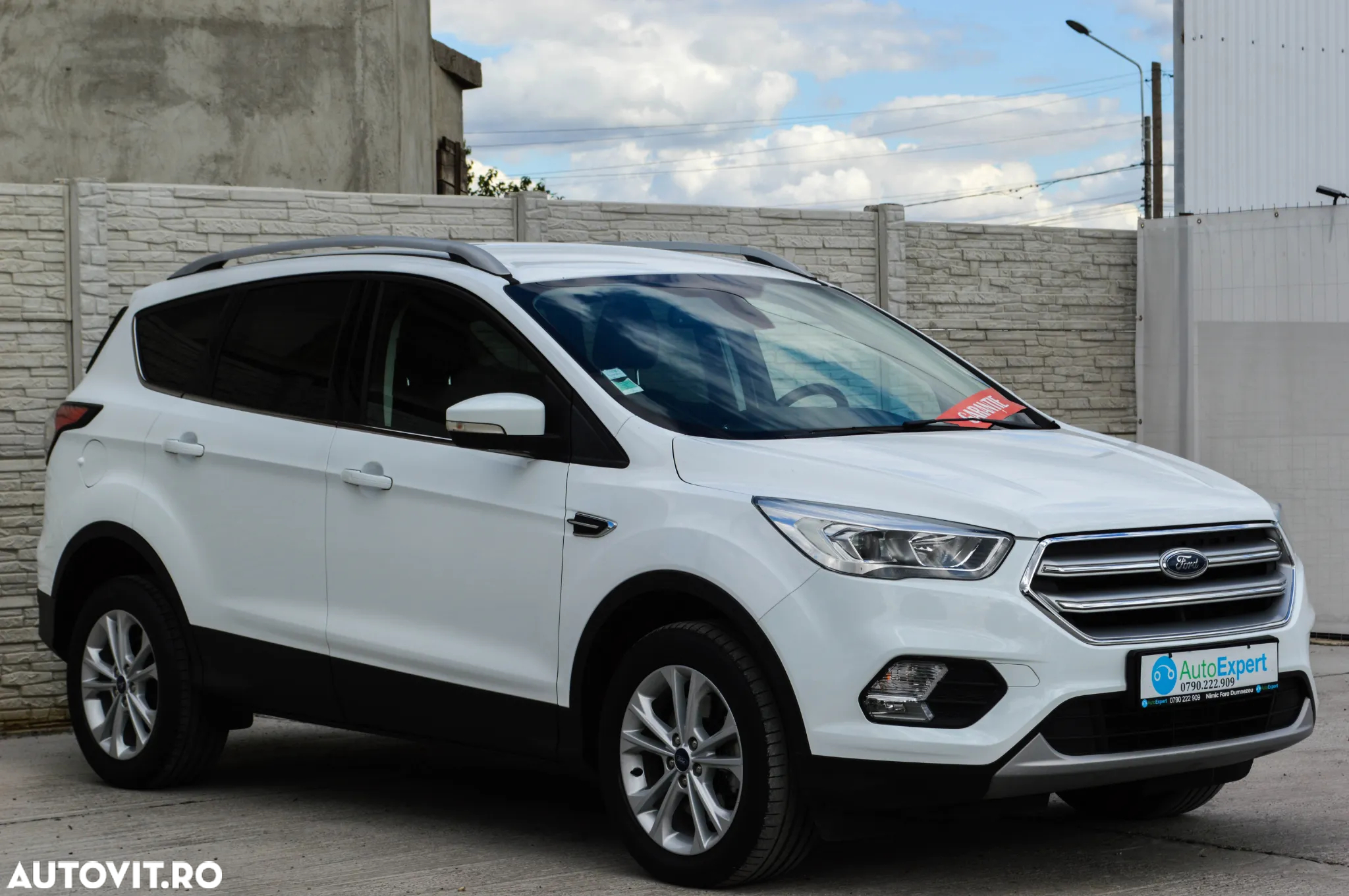 Ford Kuga 2.0 EcoBlue Aut. 4x4 TITANIUM - 11