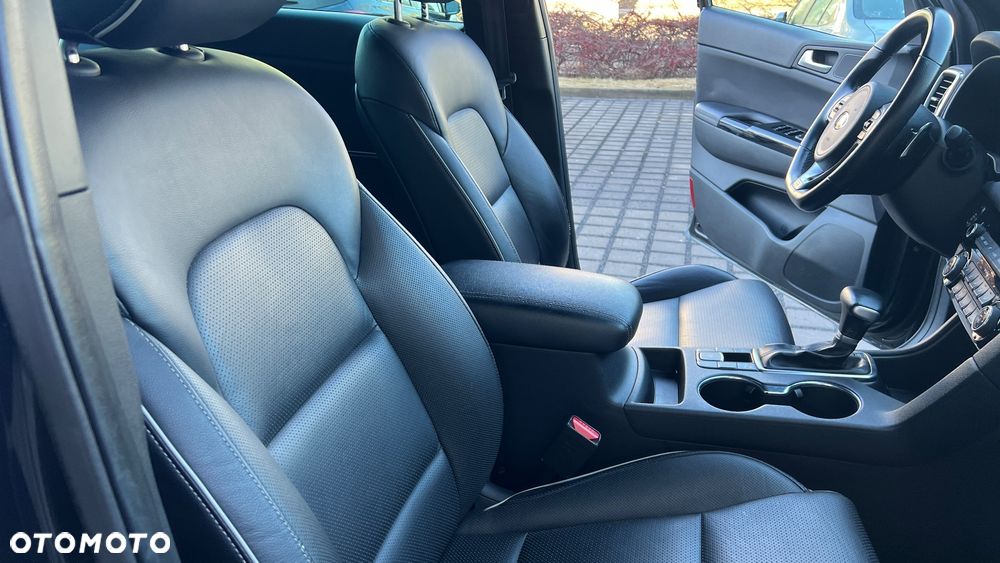 Kia Sportage 2.0 CRDI 4WD Automatik Dream-Team Edition - 19