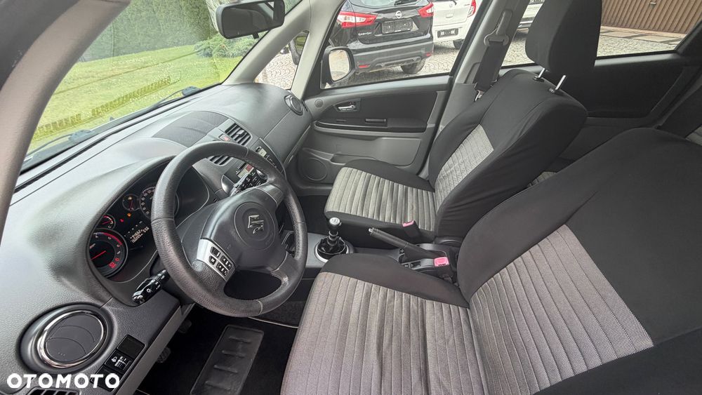 Suzuki SX4 2.0 DDiS 4x4 Style - 7