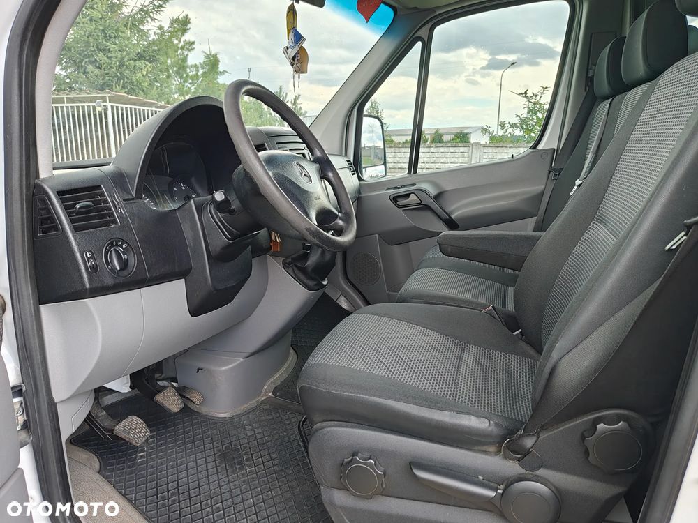 Mercedes-Benz Sprinter - 6