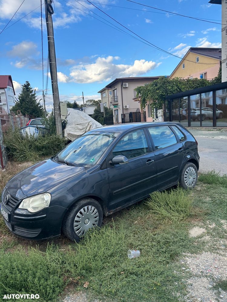 Volkswagen Polo - 2