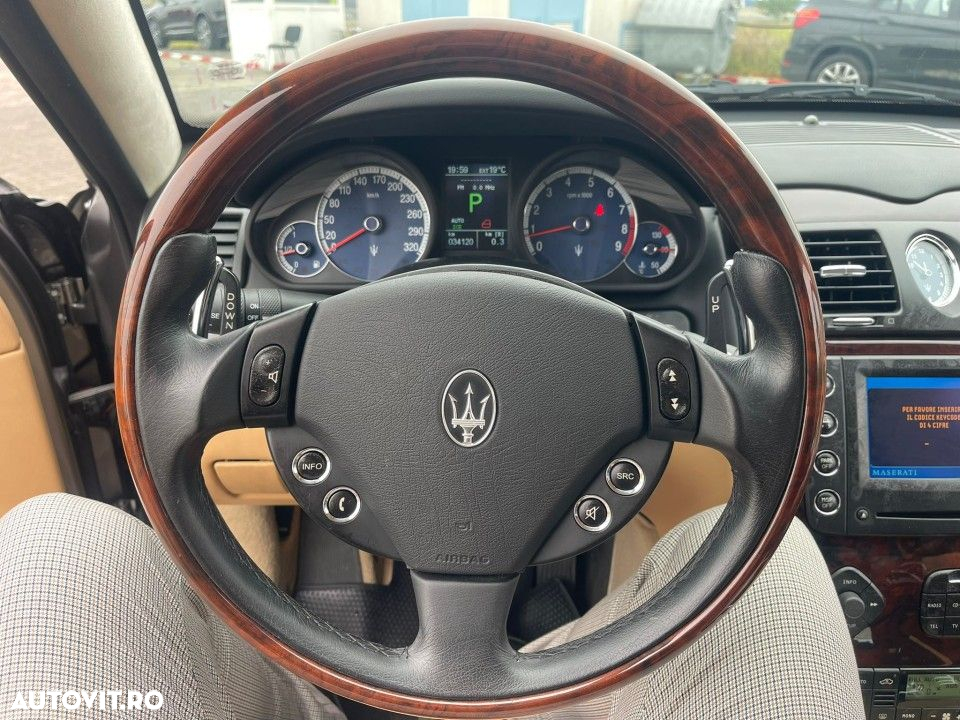 Maserati Quattroporte - 9