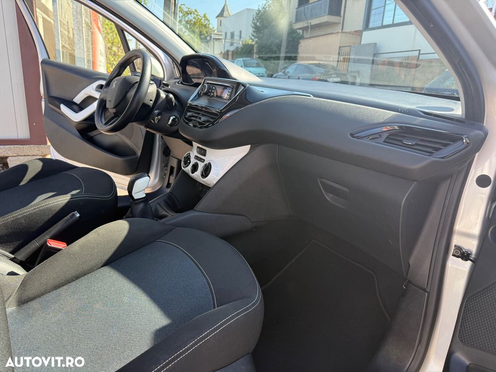 Peugeot 208 PureTech 68 Like - 24