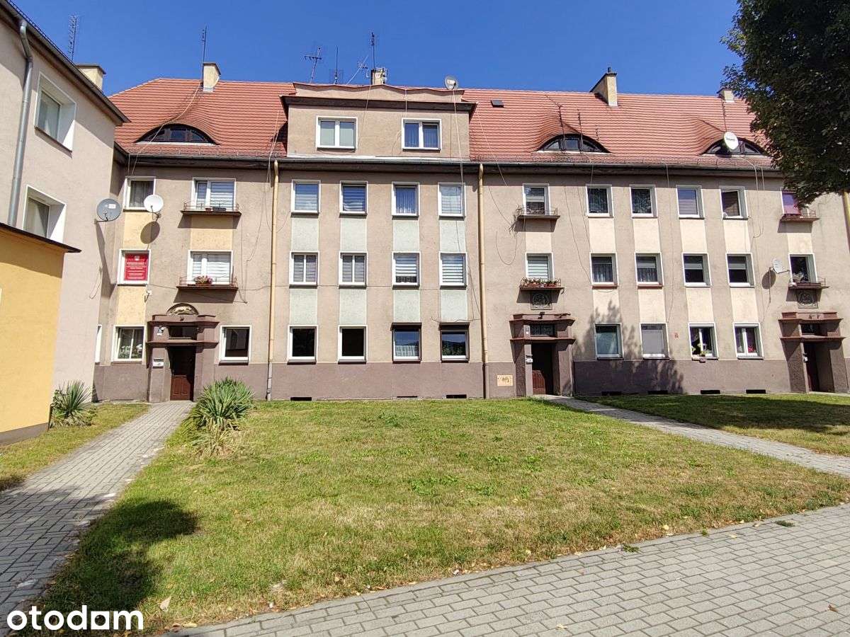 Mieszkanie 3-pokojowe na parterze – Oleśnica