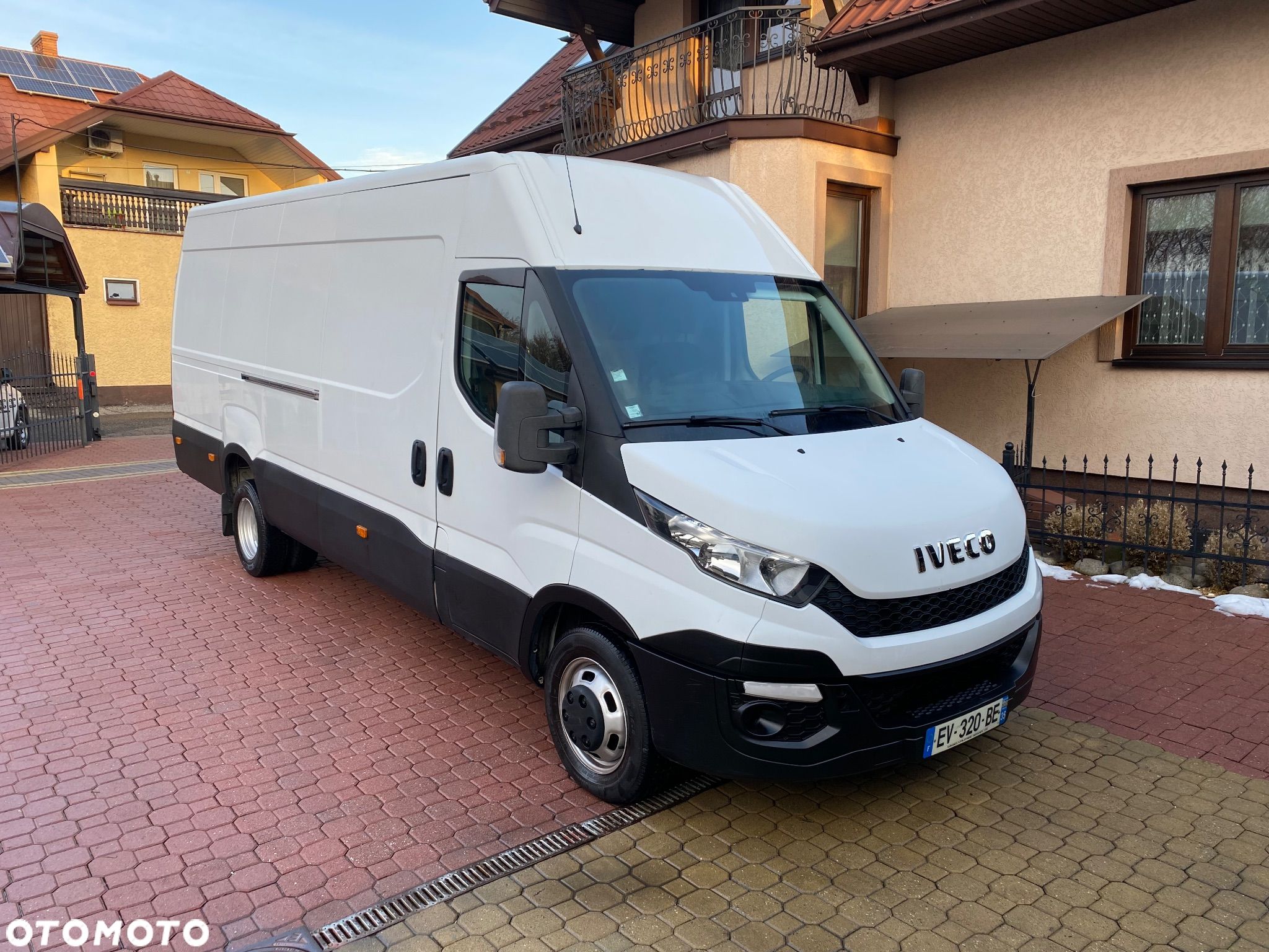 Iveco 35C13 bliźniaki  klimatronic MAXI DŁUGIE hak 3500 kg - 1