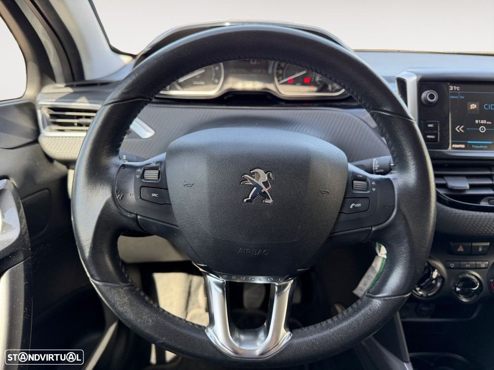 Peugeot 2008 1.6 BlueHDi Style - 12