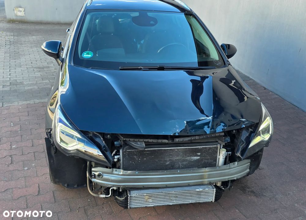Opel Astra 1.4 Turbo Business - 4