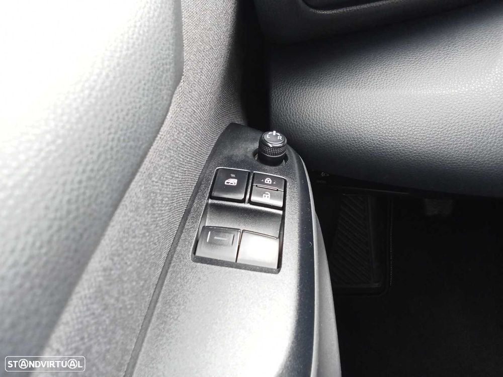 Toyota Yaris 1.5 VVT-i Comfort - 19