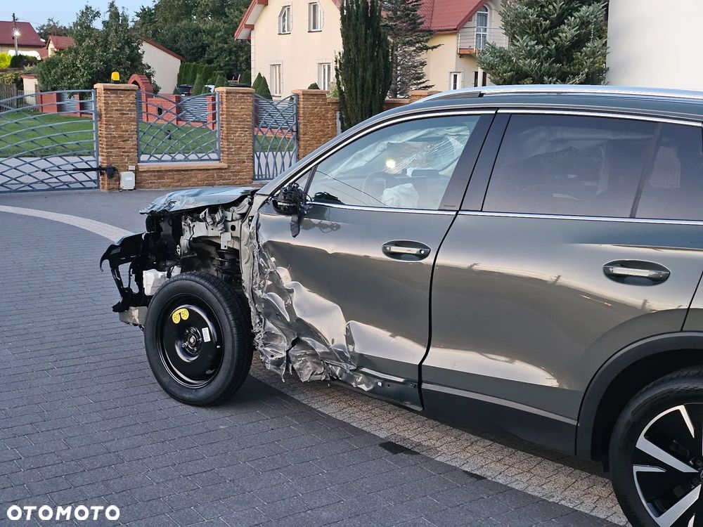 Volkswagen Tiguan 1.5 eTSI Elegance DSG - 6