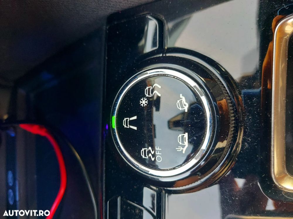 Peugeot 5008 BlueHDI 130 EAT8 GT - 27