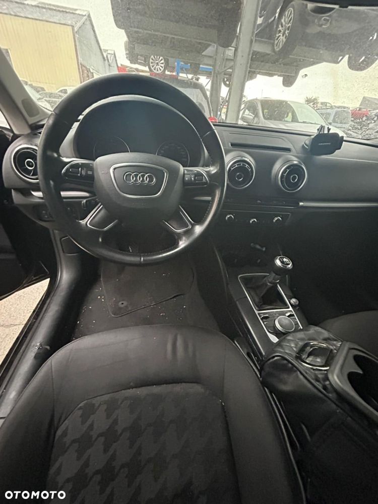 Audi A3 Sportback 1.6 TDI Ambition - 6