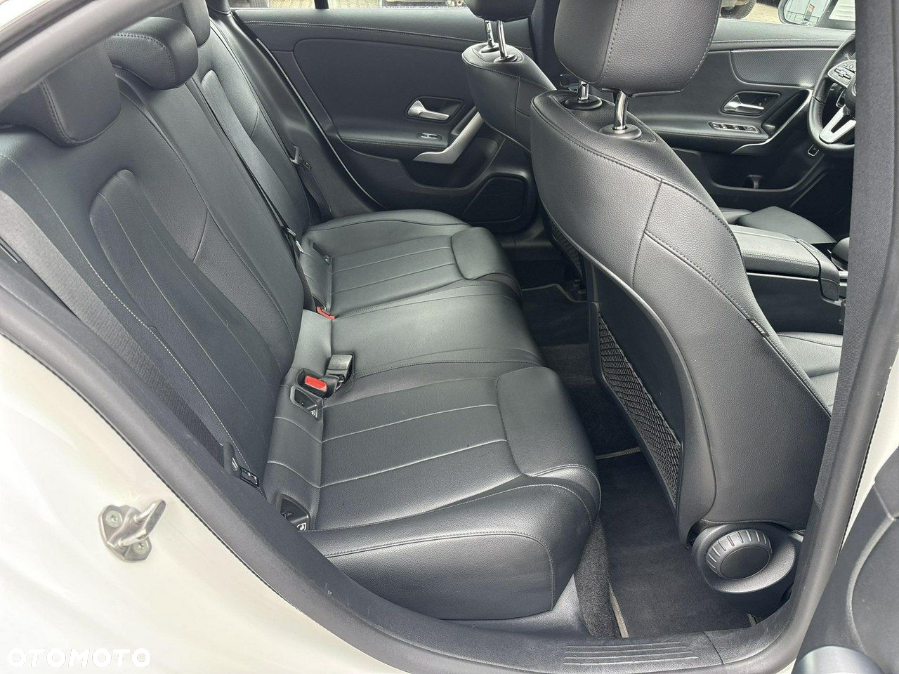 Mercedes-Benz CLA - 15