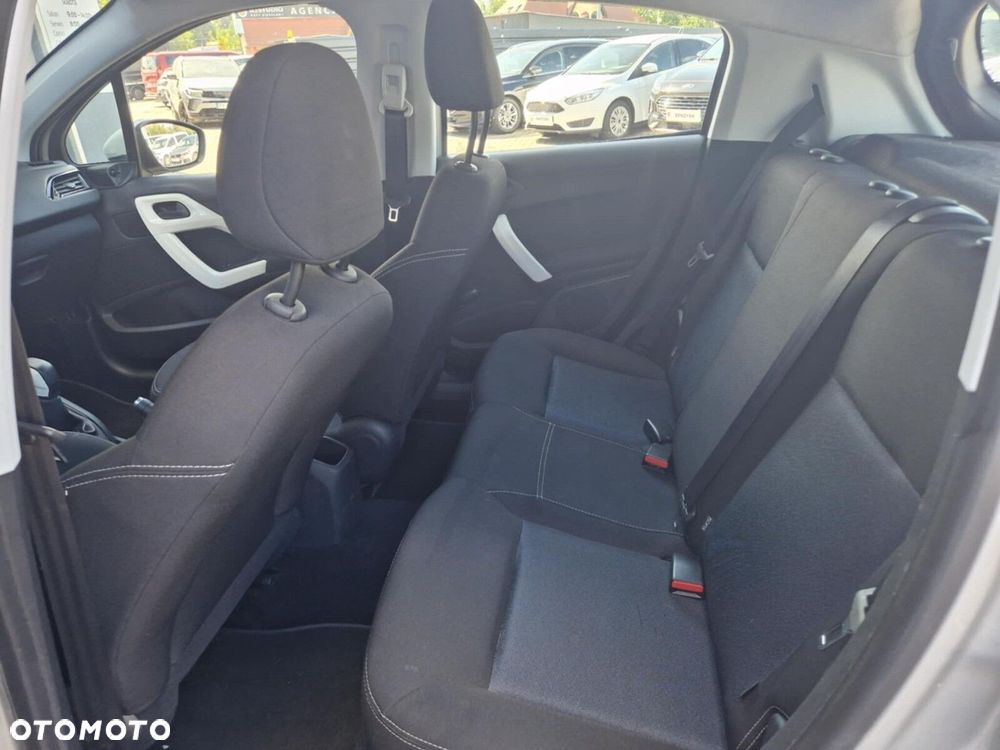 Peugeot 208 1.2 PureTech Active - 26