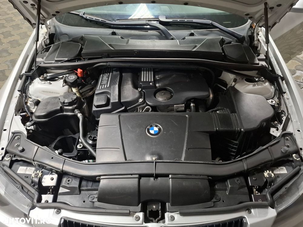 BMW Seria 3 - 12